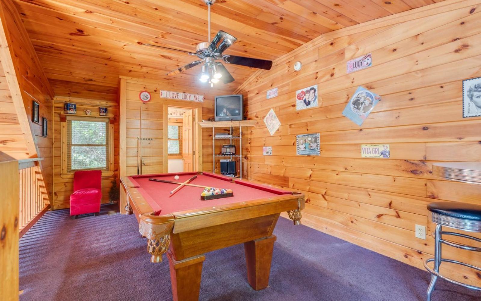 Hugs N Kisses Pool Table Hot Tub Pool Table Community Pool Close To Downtown Gatlinburg Zewnętrze zdjęcie